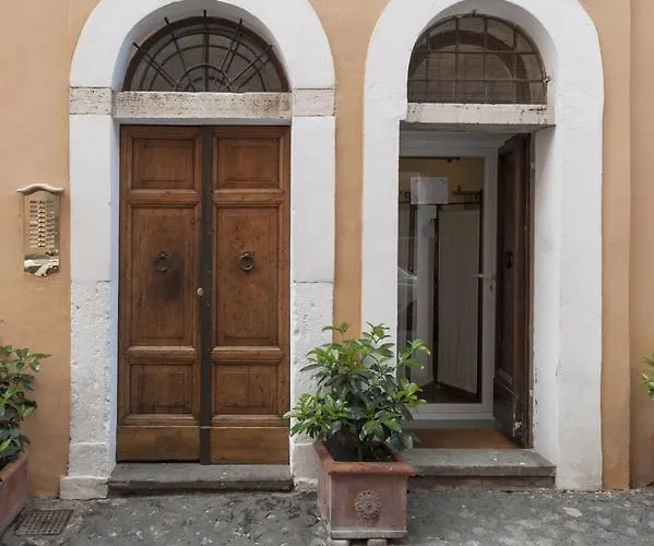 Monolocale Con Piscina A Trastevere * רומא